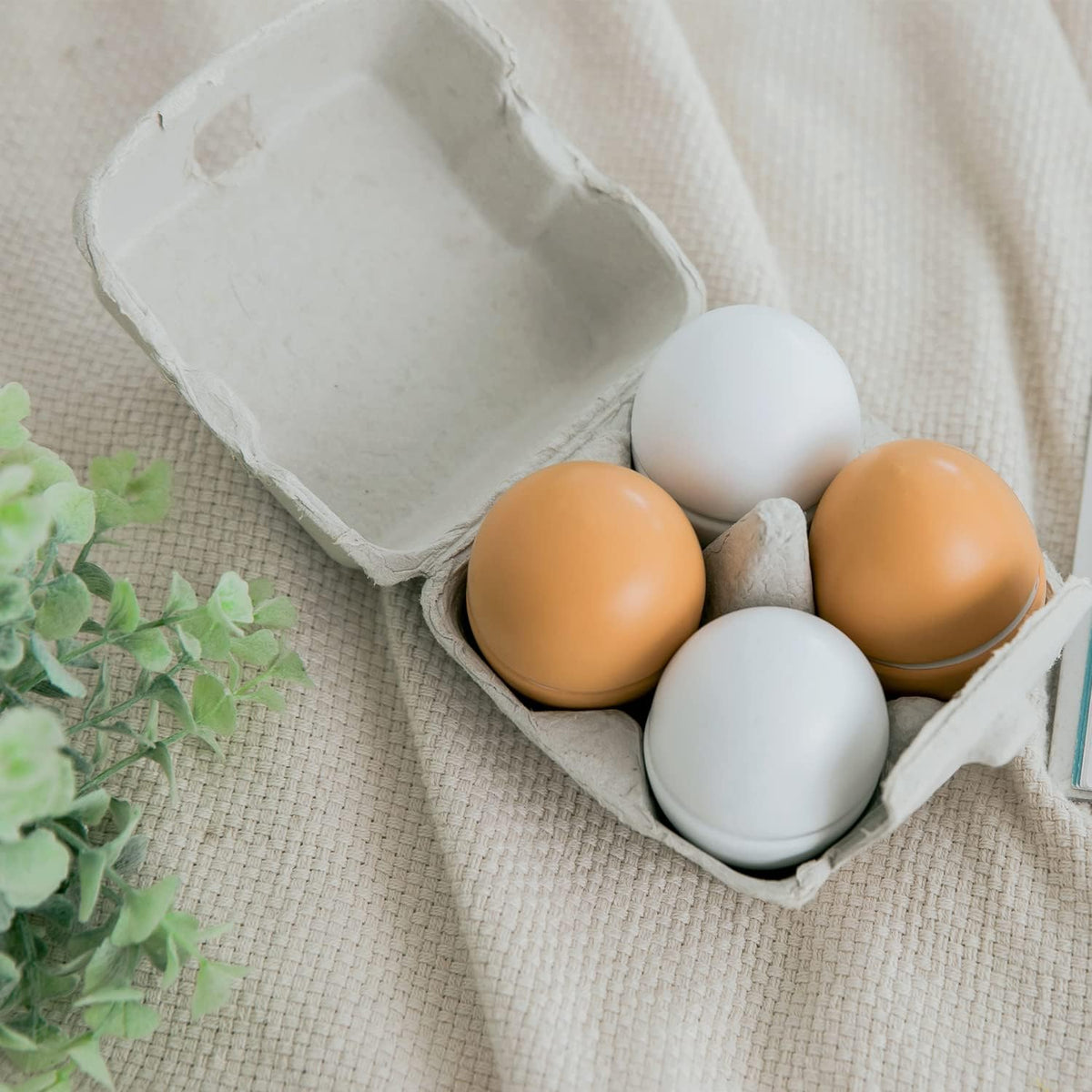 Wooden Egg Set with Hook & Loop – 4 Eggs in Carton